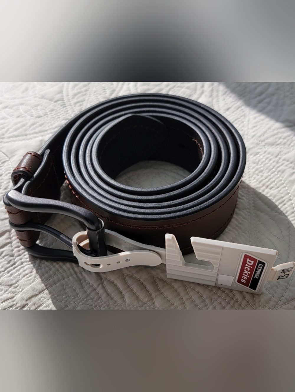 Men's Leather Belt 50-52 1.5in Dickies Solid Brown StitchedMetal  Buckle